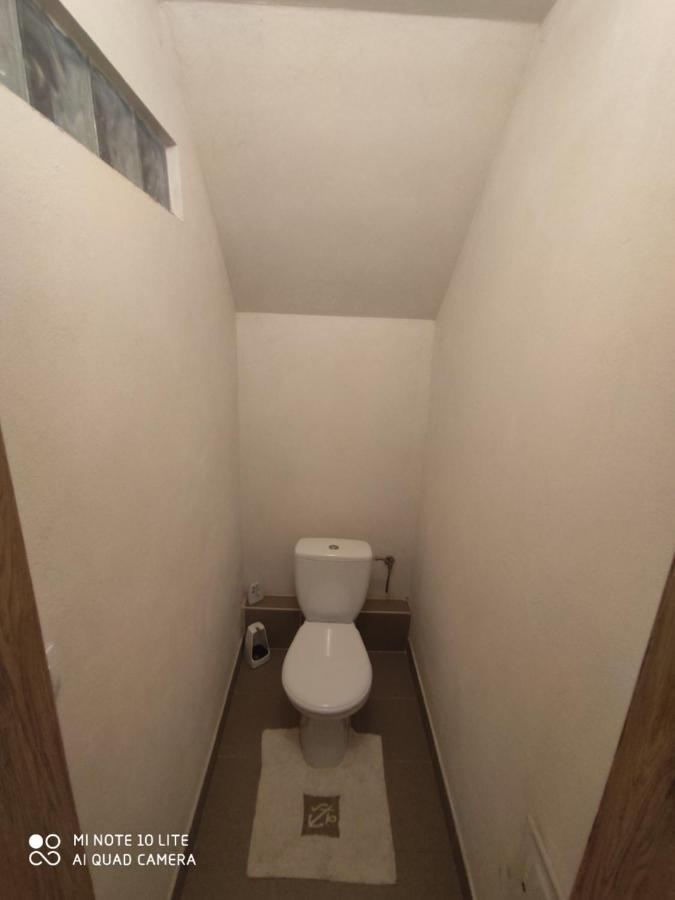 Apartman Lucky 5 Izbovy Rodinny Dom Exterior foto