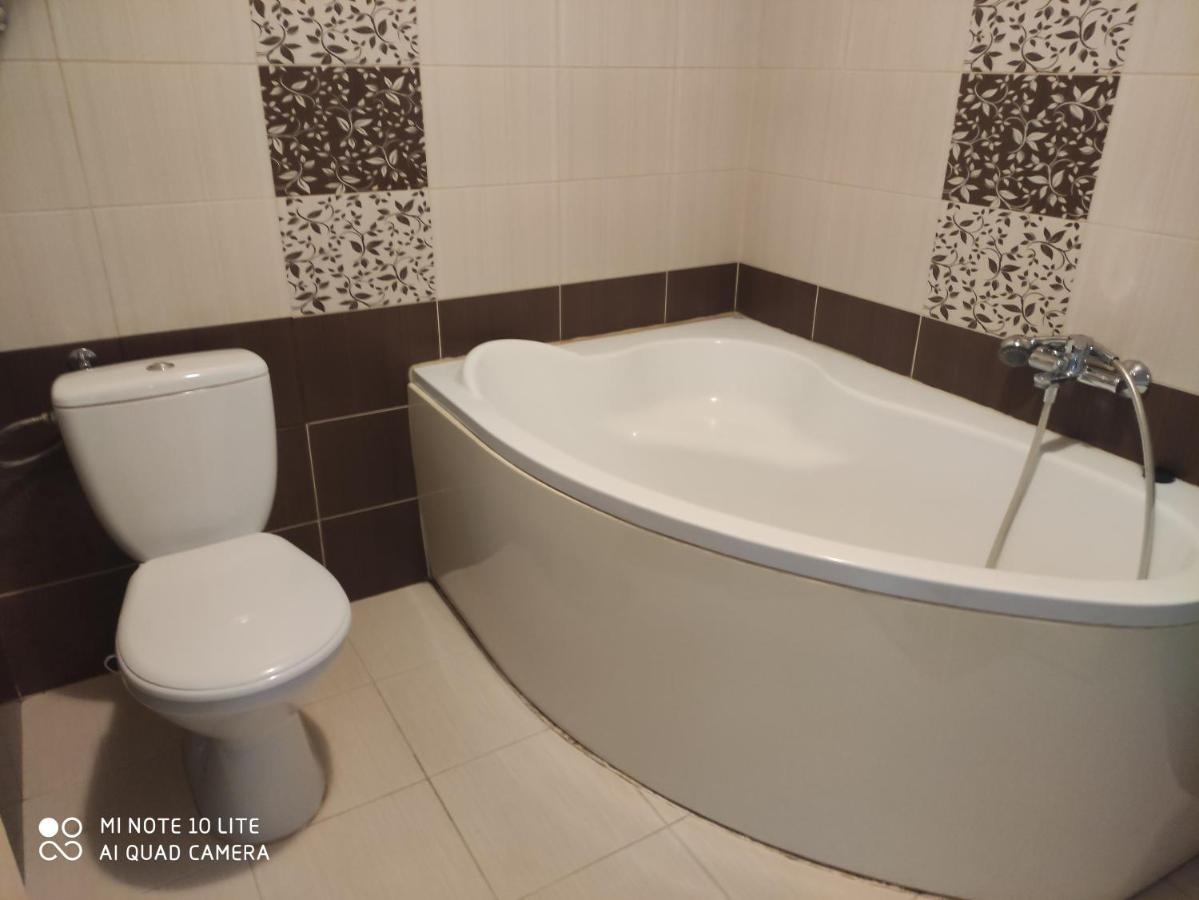 Apartman Lucky 5 Izbovy Rodinny Dom Exterior foto